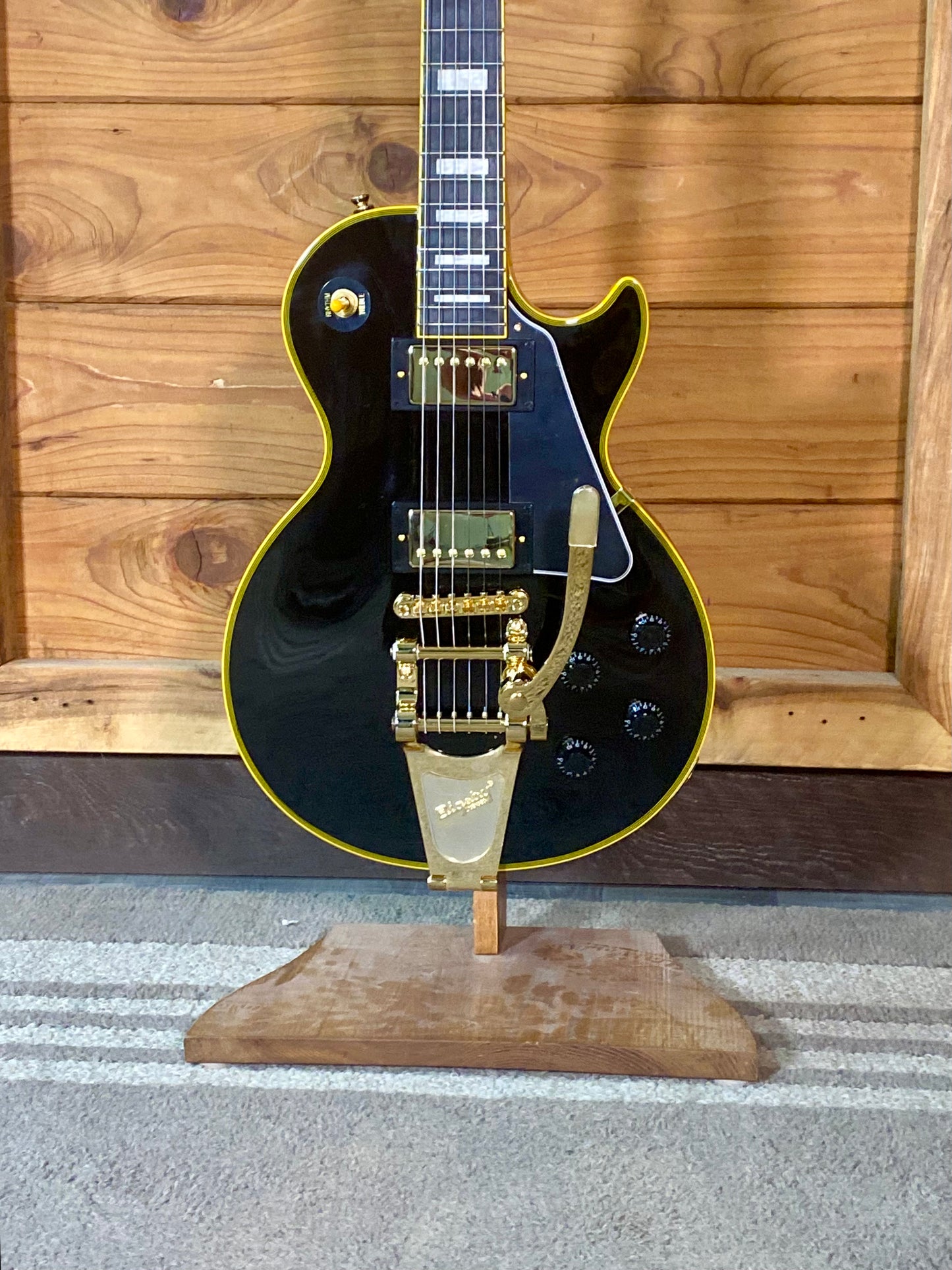 Epiphone Joe Bonamassa '59 Les Paul Custom Electric Guitar with Hardshell Case in Antique Ebony