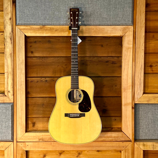 Martin D-28 Billy Strings Dreadnought Acoustic Guitar with Hardshell Case