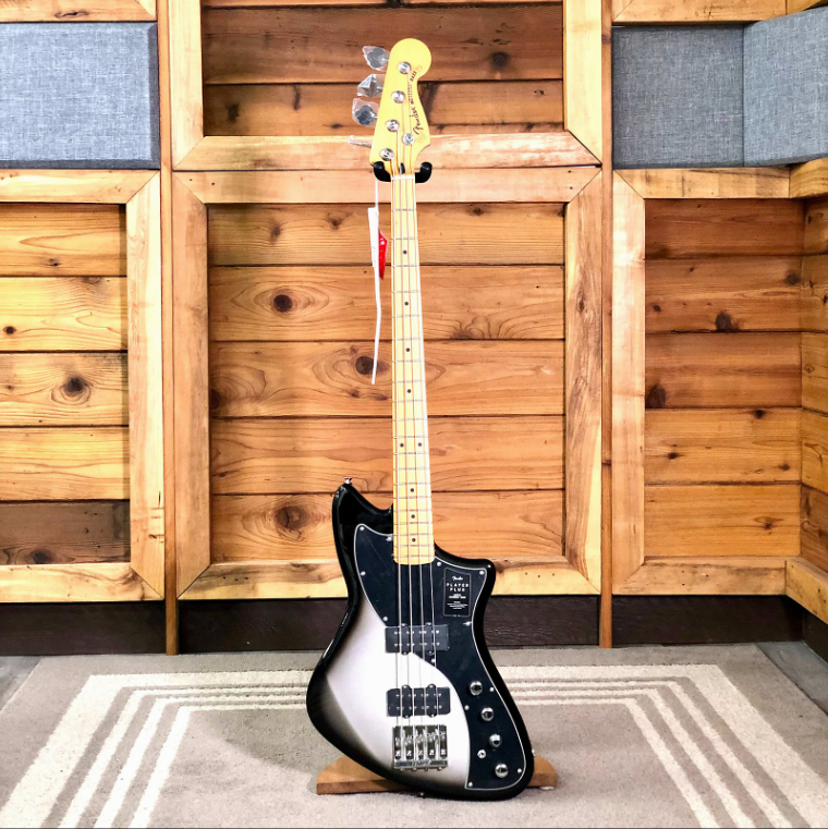 Fender Player Plus Active Meteora bass in Silverburst Hardly Used!