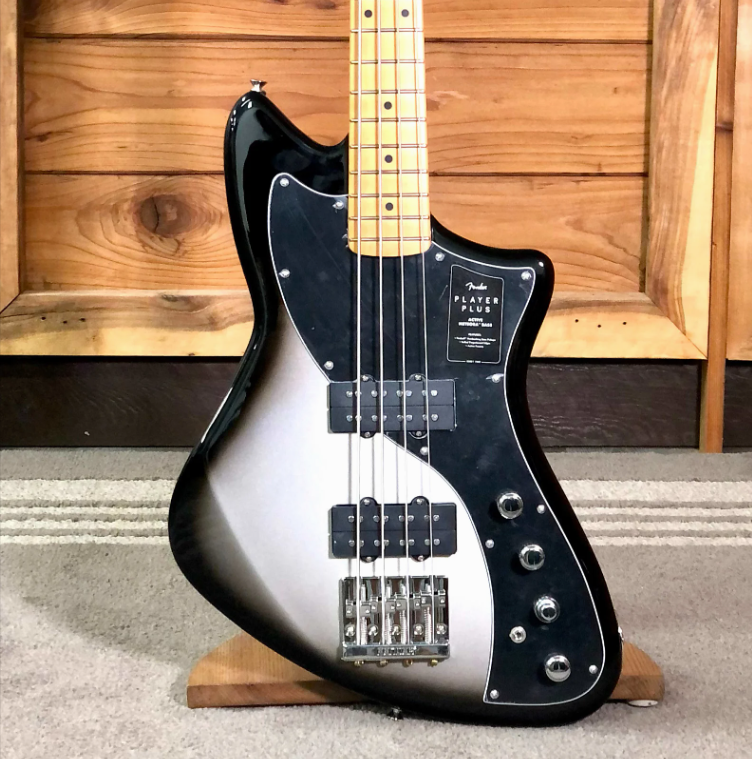 Fender Player Plus Active Meteora bass in Silverburst Hardly Used!