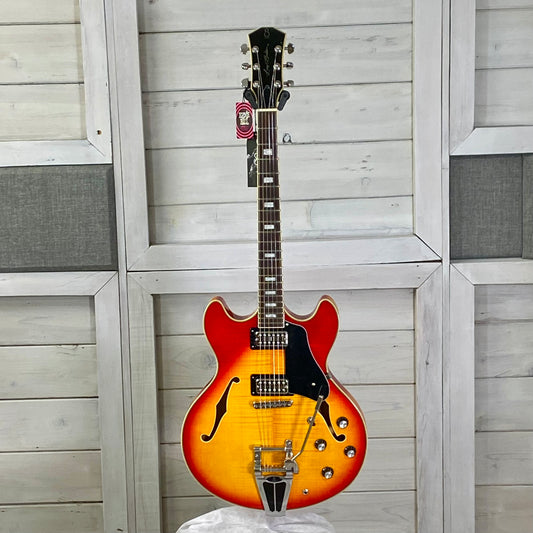 Sire H7T-CS Larry Carlton Hollowbody With Göldo Vibrato in Cherry Sunburst