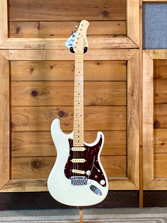 Tagima T-805 Electric Guitar in Olympic White USED