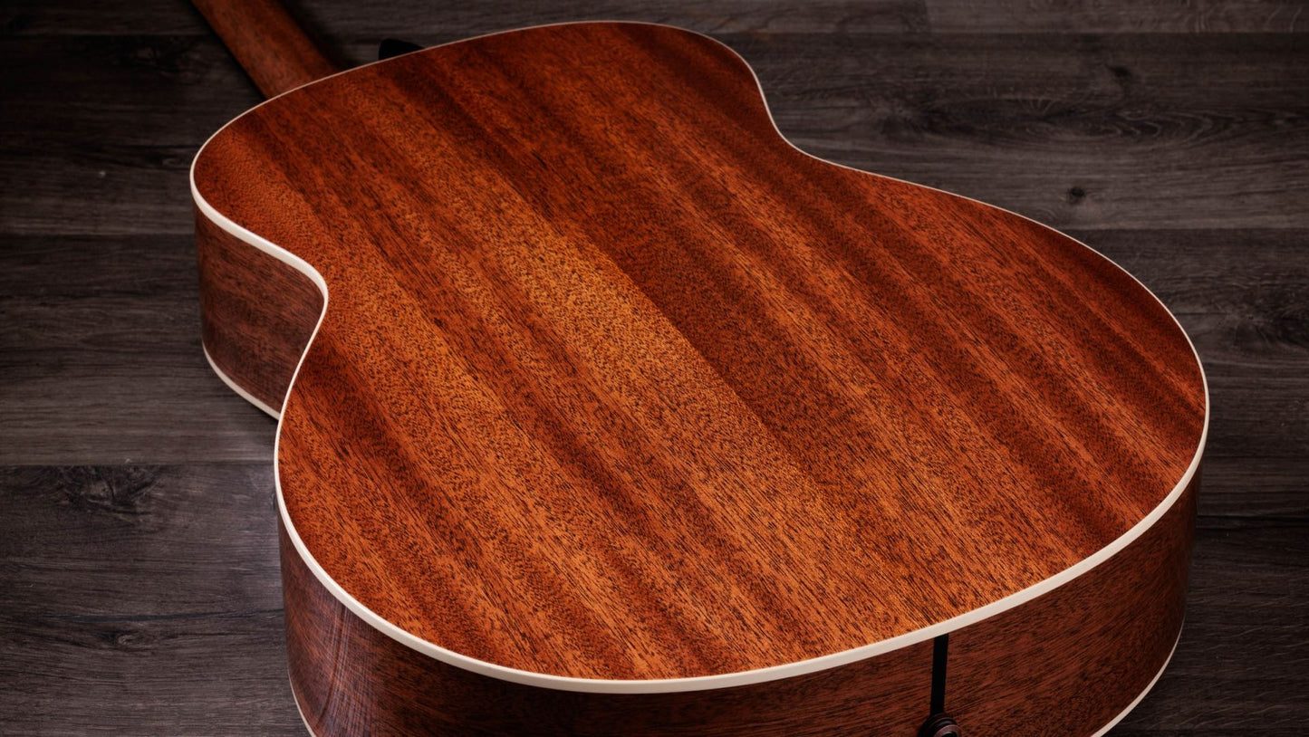 Taylor Gold Label 514e SB Super Auditorium In Sunburst with Cream Pickguard To Order