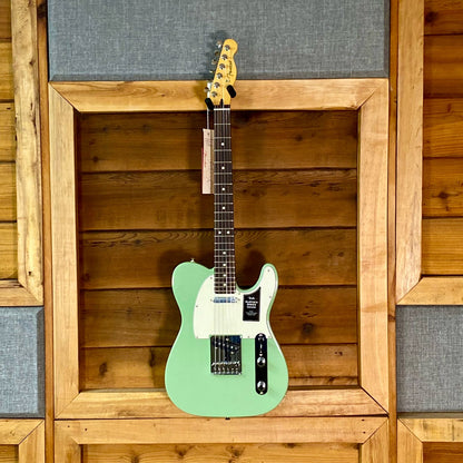 Fender Player II Telecaster With Rosewood Fingerboard in Birch Green