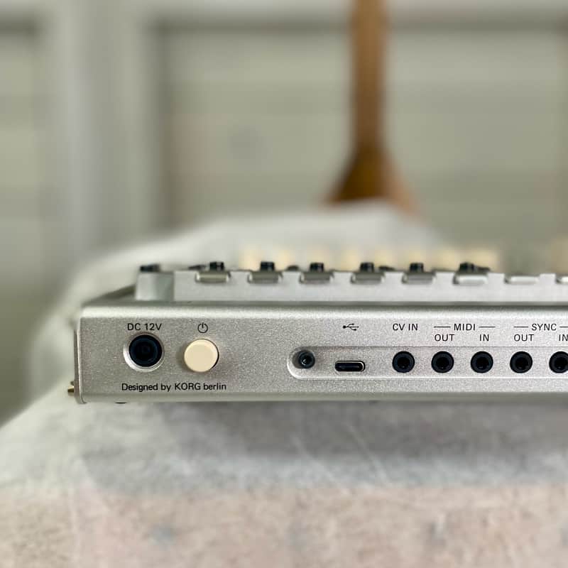 Korg Phase8 8-Voice Acoustic Synthesizer
