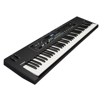 Yamaha CK76 76-Key Stage Keyboard with Speakers - Black
