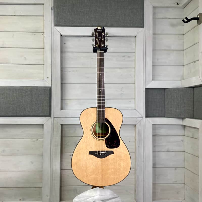 Yamaha fs800j Concert Style Acoustic Folk Guitar Several Colours