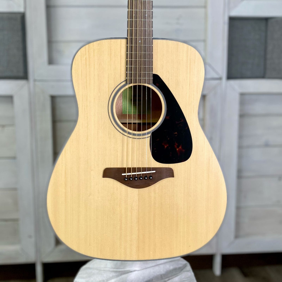 Yamaha FG800M Solid Spruce Top Acoustic Guitar w/ Matte Finish