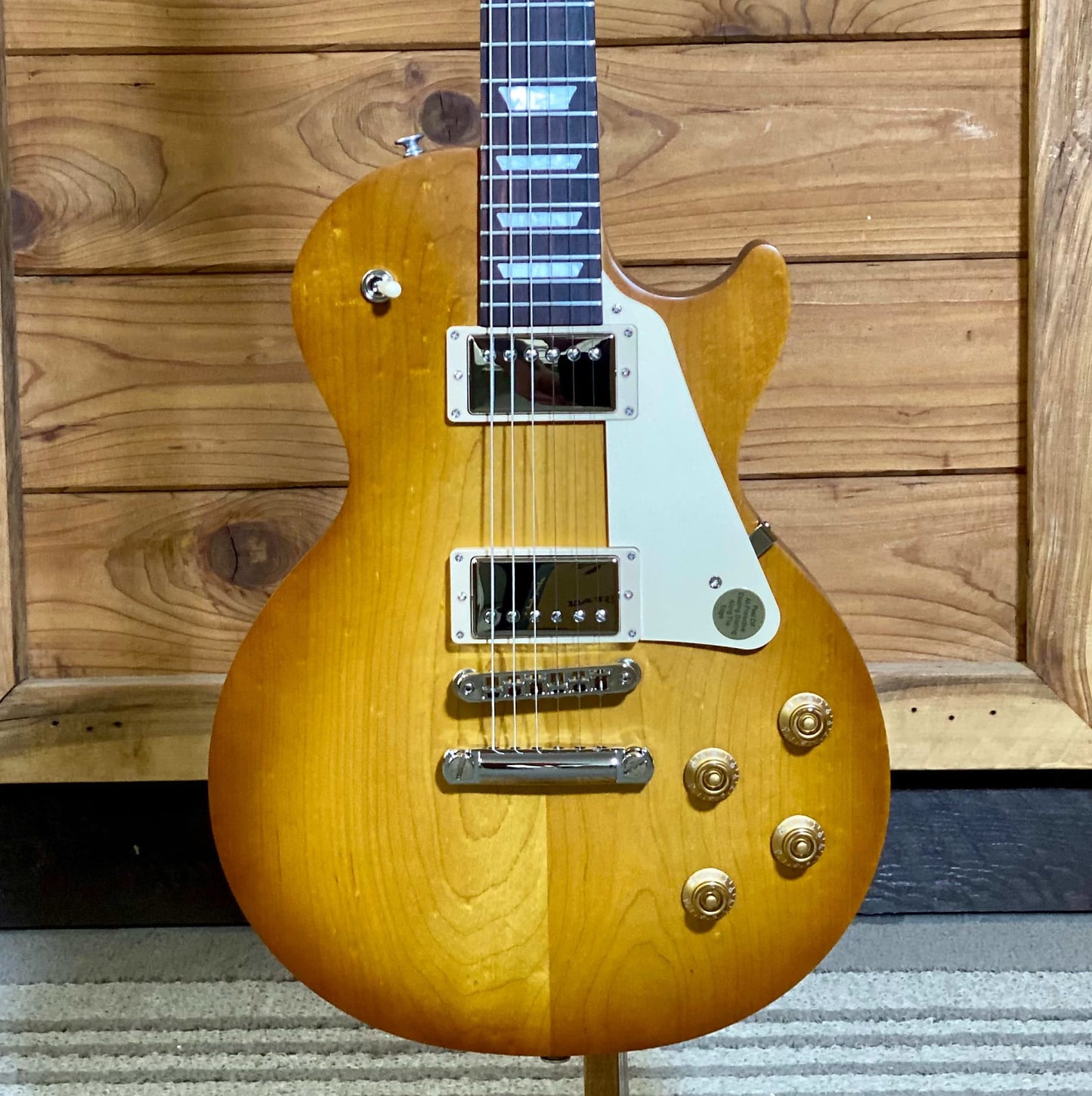 Gibson Les Paul Tribute - Satin honeyburst