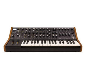 Moog Subsequent 37 - Paraphonic Analog Synthesizer