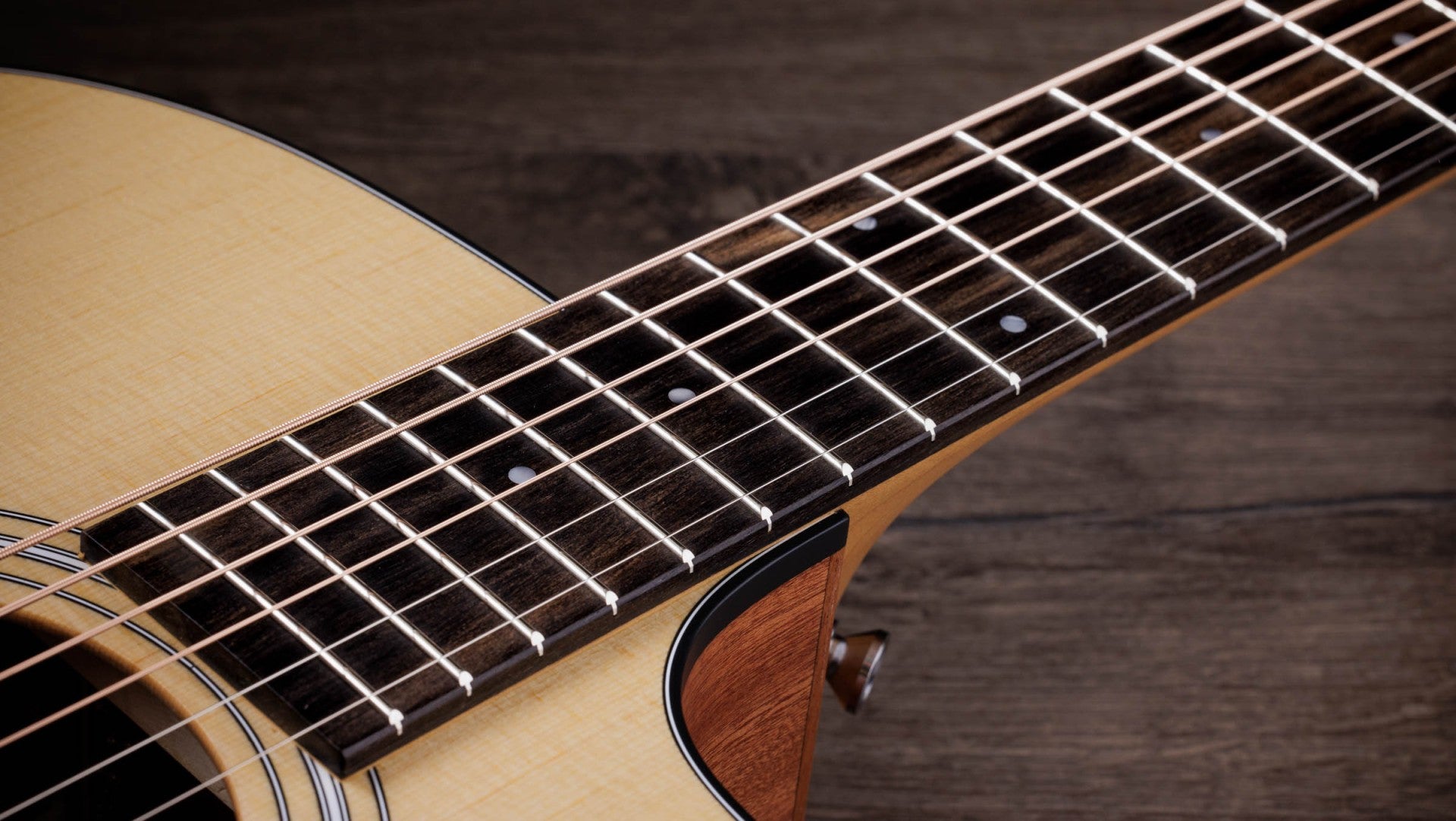 Taylor 110ce-s Sapele/ Sitka Electric Acoustic Guitar