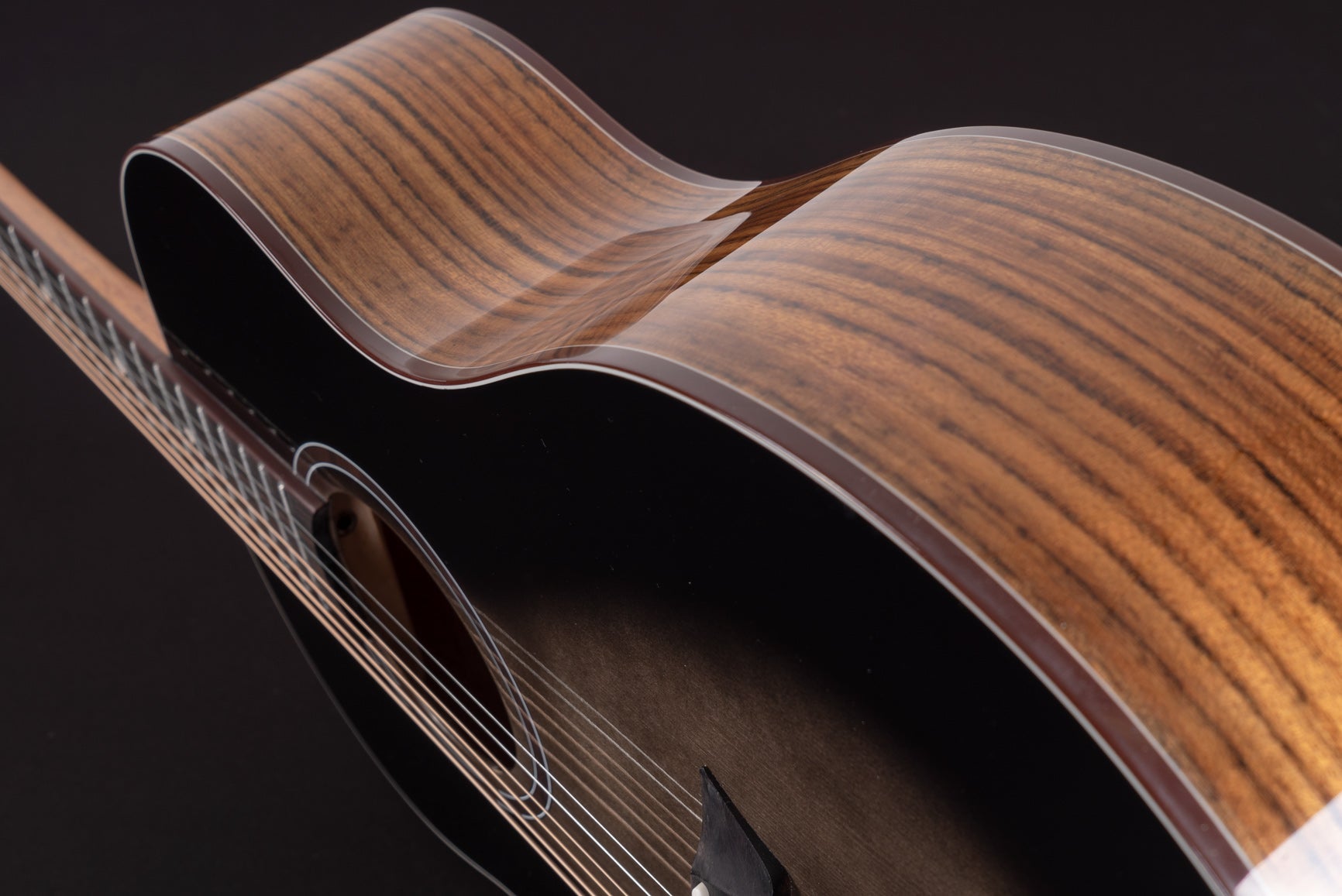 Washburn Bella Tono Studio 9 Acoustic Guitar Charcoal Spruce/Walnut