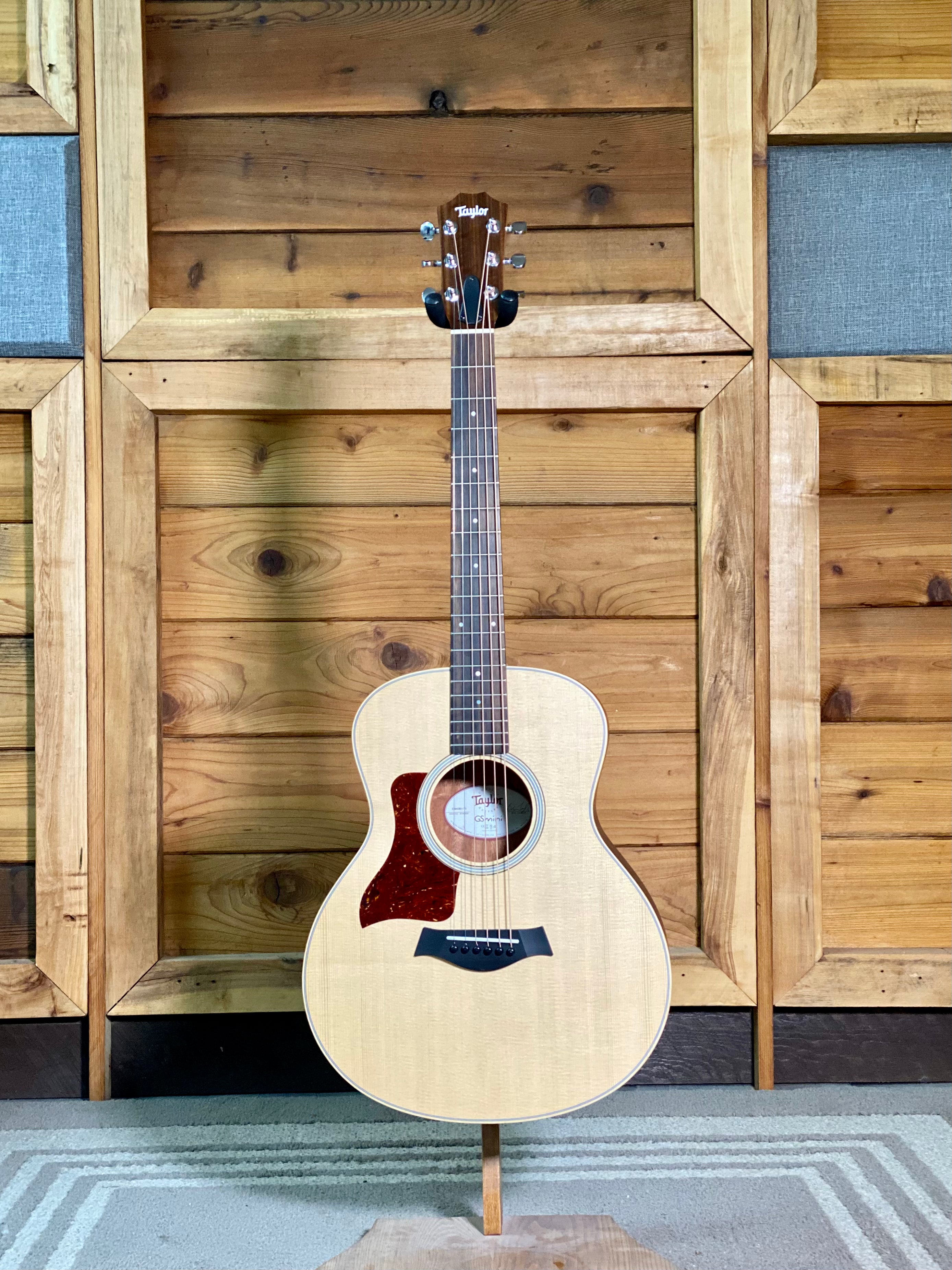 Taylor GS Mini Rosewood Acoustic Guitar Lefty w Gig Bag Maar s